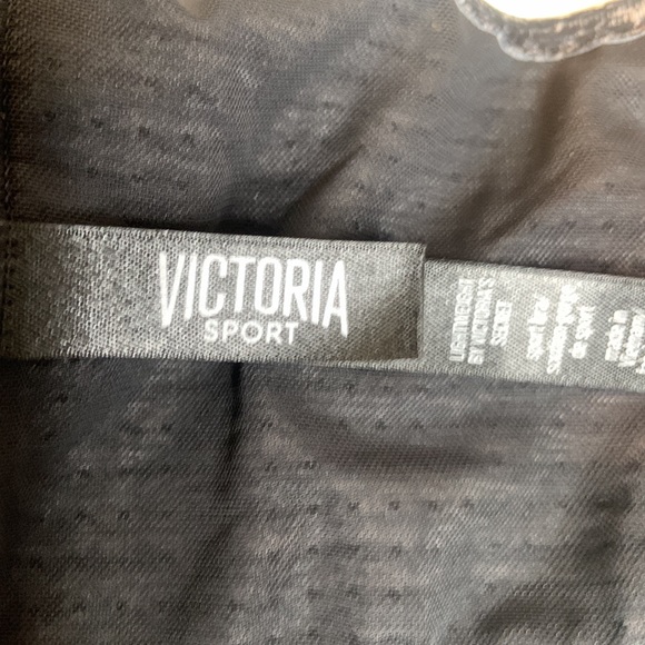 Victoria Sport Padded Perforated Sports Bra 38DD in color, black and white - Picture 8 of 10